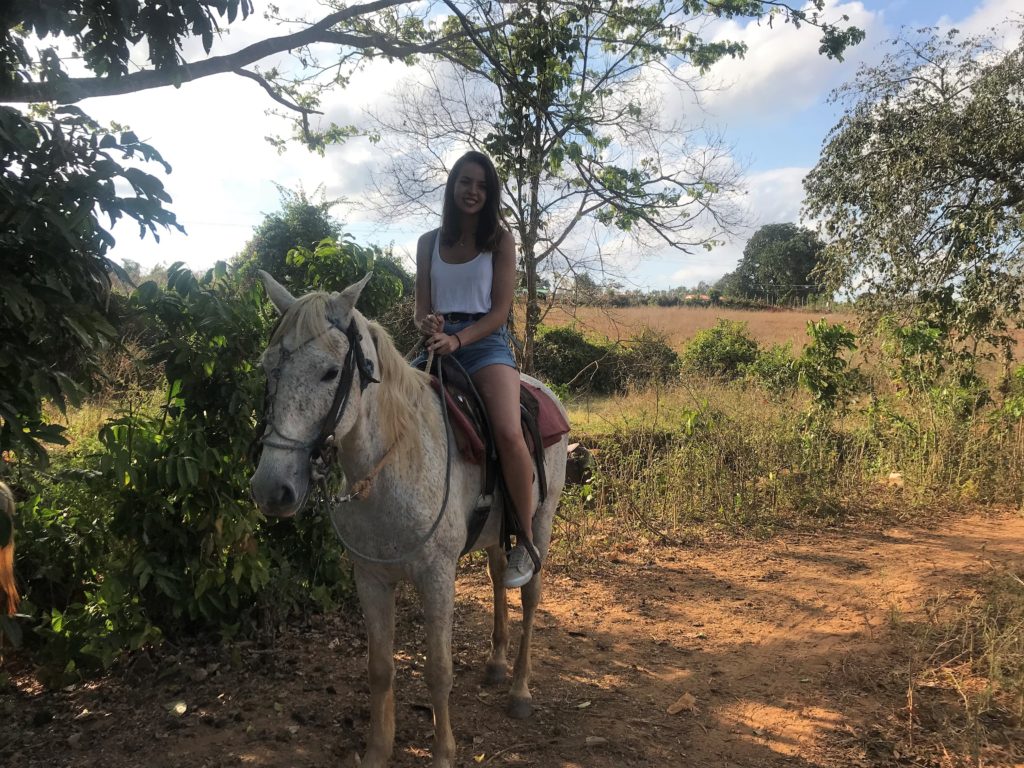 Excursión a caballo en Viñales