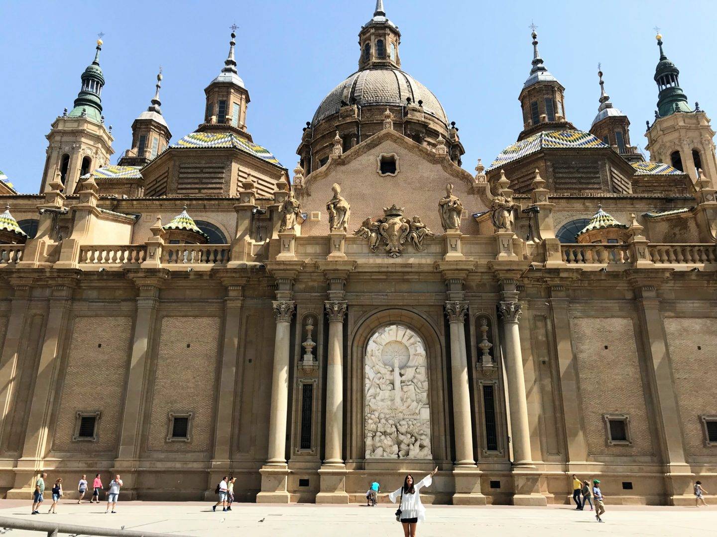 Plaza del Pilar - La cadena viajera