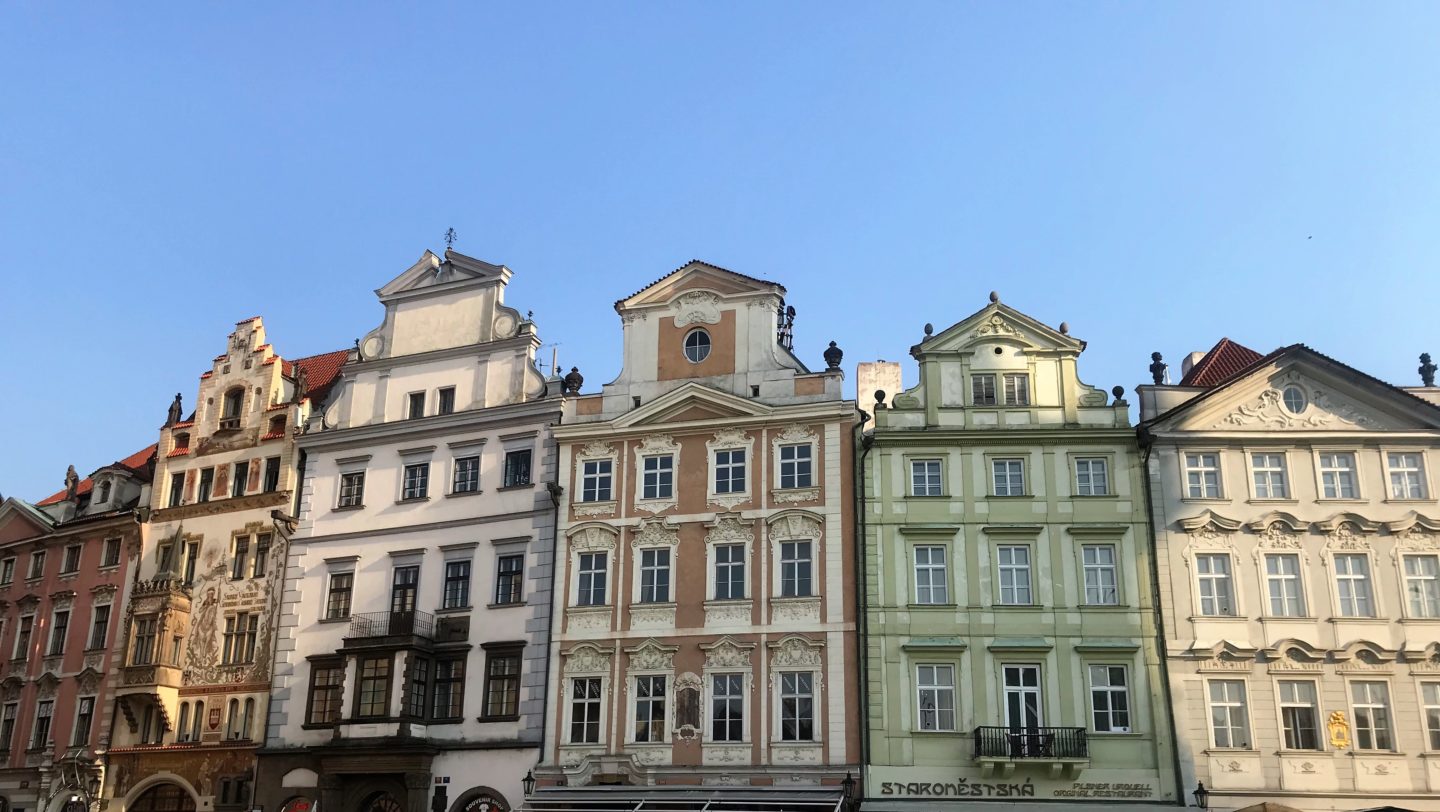 Plaza de la ciudad vieja Praga- La Cadena viajera